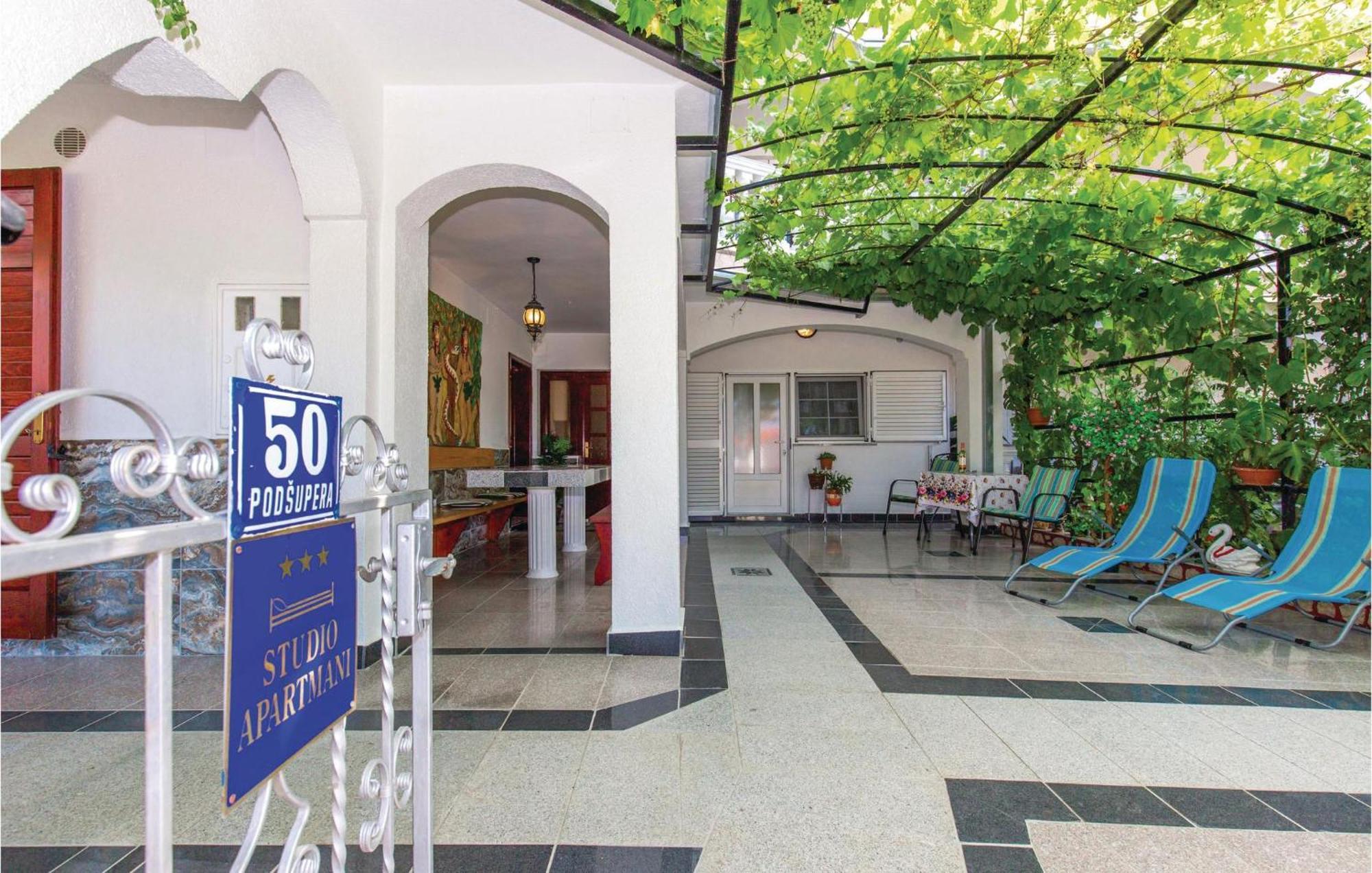 Stunning Apartment In Crikvenica With Wifi Luaran gambar